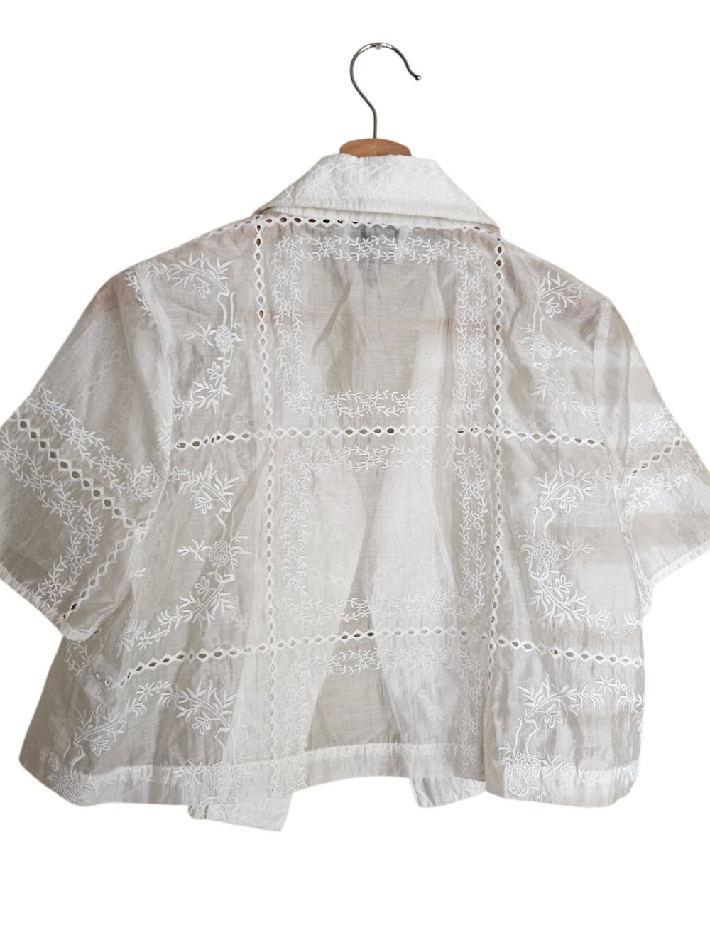 MABLE White Floral Eyelet Embroidered Crop Blouse Sheer Lace Shirt - Picture 4 of 8
